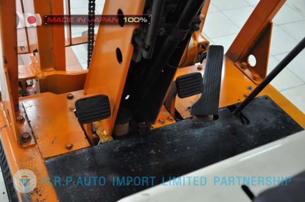 ขายรถโฟล์คลิฟท์มือสอง TOYOTA รุ่น 2FG7-30082 นำเข้าจากประเทศญี่ปุ่น 100\% ไม่เคยใช้งานในไทย