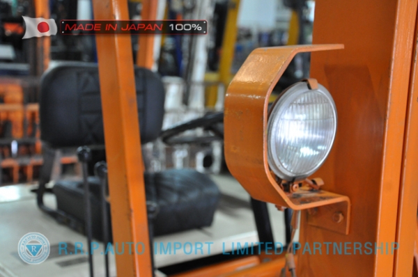 ขายรถโฟล์คลิฟท์มือสอง TOYOTA รุ่น 2FG7-30082 นำเข้าจากประเทศญี่ปุ่น 100\% ไม่เคยใช้งานในไทย