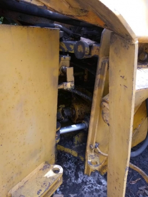 ขาย 265,000 บาท KOMATSU JH65 เอวอ่อน เครื่องดี เกียร์แรง เอกสารชื่อขาย   รถอยู่ จ.อุบล โทร&amp;ไอดีไลน์ 0610710295