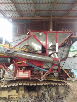 ขายรถเกี่ยวข้าวเกษตรพัฒนาจ้าวช้างไวไฟปี51