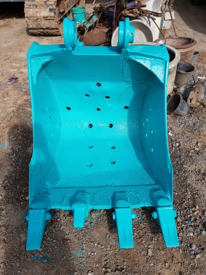 บุ้งกี๋ kobelco sk120