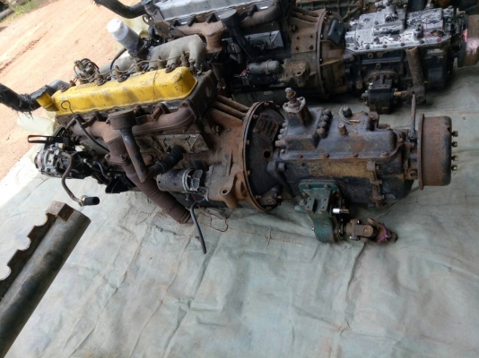 ขายด่วนเครื่องเกียร์อีซุซุ6BD1พร้อมหม้อน้ำกรองอากาศพร้อมใช้เครื่องติดดีไม่มีไอ