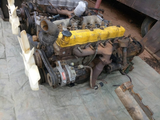 ขายด่วนเครื่องเกียร์อีซุซุ6BD1พร้อมหม้อน้ำกรองอากาศพร้อมใช้เครื่องติดดีไม่มีไอ