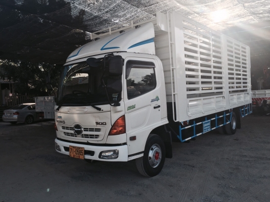 ขายรถ6ล้อhino fc mega 175แรงม้ากระบะขึ้นใหม่พร้อมคอก ยาว6.6ม.สนใจติดต่อ081-6577048คุณชาญชัย