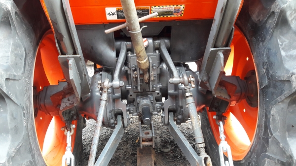 ขายรถไถL4708ใบมีดผาล4พร้อมใช้ครับ