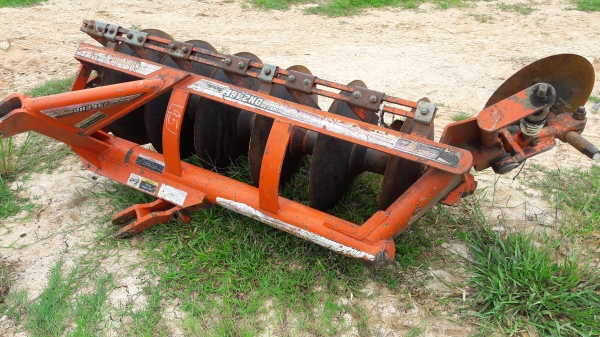 ขายรถไถL4708ใบมีดผาล4พร้อมใช้ครับ