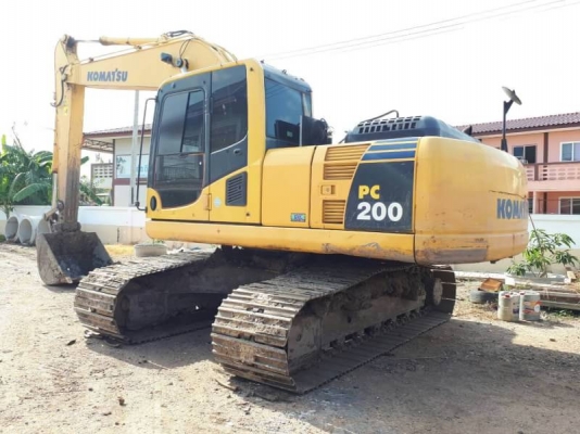 ขาย 1,590,000 KOMATSU pc 200-8 ทำงาน 10,952 ชม. เครืองดี ปั้มแรง โช่หนา เอวแน่น ไฟฟ้าครบ เอกสารแจ้งจำหน่าย  รถอยู่ จ.ปทุมธานี  090-772-3710 090-772-3708