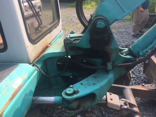 ขายรถขุดนำเข้าจากญี่ปุ่น PC40-7 #22214 ปี1992 5,367ชม โทร 061-4194021 พรภวิษย์