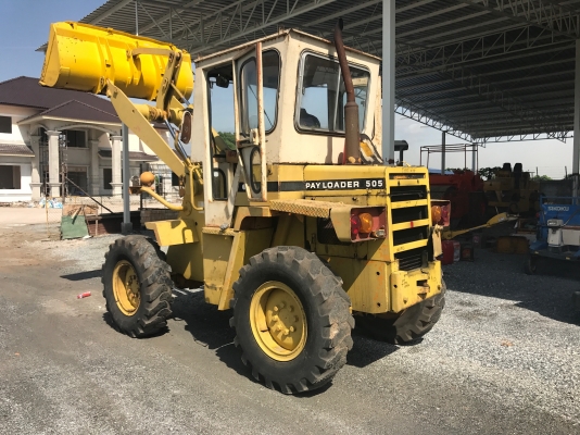 ขายรถตักKOMATSU รุ่น505 นำเข้าญี่ปุ่นไม่เคยใช้งานในไทย สภาพดี เอวอ่อน เครื่องดีเซล4สูบ Line: Jiraroj2900