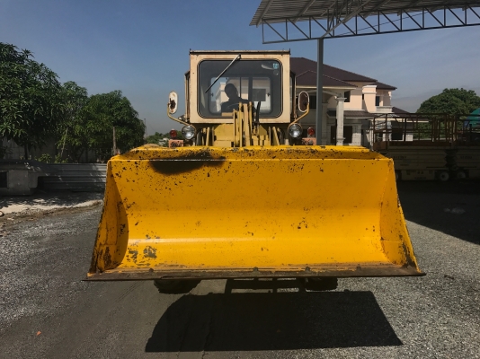 ขายรถตักKOMATSU รุ่น505 นำเข้าญี่ปุ่นไม่เคยใช้งานในไทย สภาพดี เอวอ่อน เครื่องดีเซล4สูบ Line: Jiraroj2900