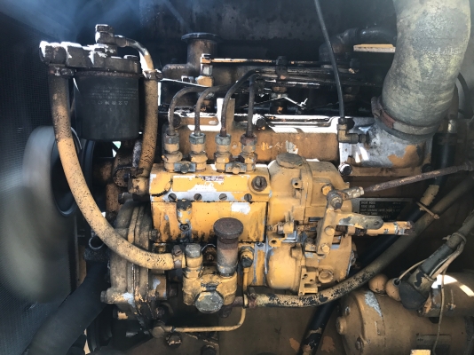 ขายรถตักKOMATSU รุ่น505 นำเข้าญี่ปุ่นไม่เคยใช้งานในไทย สภาพดี เอวอ่อน เครื่องดีเซล4สูบ Line: Jiraroj2900