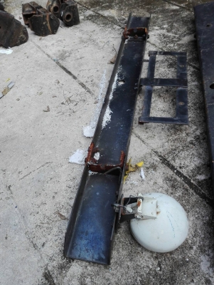 กันชนหน้าจิ๊ปมิตซูตัดคัสซี สวยๆๆครับ