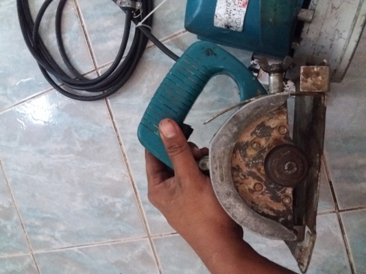 ขายตัวตัด4นี้ว นอก ไฟ220 เหมา2ตัว2800 รวมส่ง