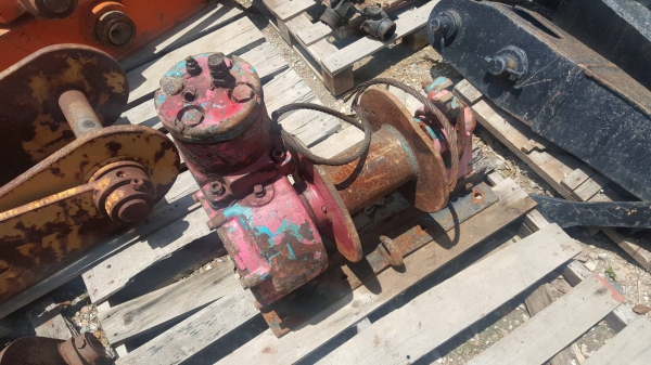 ขาย วิ๊นซ์ ติดรถบรรทุก 4ล้อ/6ล้อ /10ล้อ ก็ได้ ราคาถูก 17,000 บาท เก่านอกค่ะ ขาย วิ๊นซ์ ติดรถบรรทุก 4ล้อ/6ล้อ /10ล้อ ก็ได้ ราคาถูก 17,000 บาท เก่านอกค่ะ