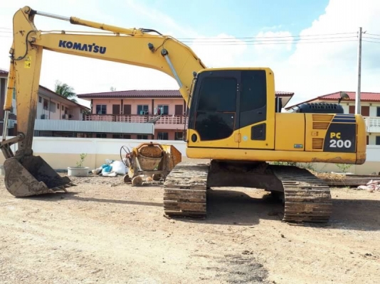 ขาย 1,590,000 บาท KOMATSU PC200-8 ทำงาน 10,952 ชม. เครืองดี ปั้มแรง โช่หนา เอวแน่น ไฟฟ้าครบ เอกสารแจ้งจำหน่าย   รถอยู่ จ.ปทุมธานี โทร&amp;ไอดีไลน์ 0610710295
