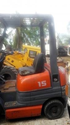 ขายรถยก(โฟคลิฟ) ยี่ห้อ TOYOTA รุ่น 6FG15 เกียร์ ออโต้ รถเก่าจากนอก ยกได้ 3เมตร ขาย115,000บาท ขายรถยก(โฟคลิฟ) ยี่ห้อ TOYOTA รุ่น 6FG15 เกียร์ ออโต้ รถเก่าจากนอก ยกได้ 3เมตร ขาย115,000บาท