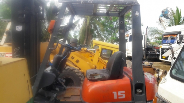 ขายรถยก(โฟคลิฟ) ยี่ห้อ TOYOTA รุ่น 6FG15 เกียร์ ออโต้ รถเก่าจากนอก ยกได้ 3เมตร ขาย115,000บาท ขายรถยก(โฟคลิฟ) ยี่ห้อ TOYOTA รุ่น 6FG15 เกียร์ ออโต้ รถเก่าจากนอก ยกได้ 3เมตร ขาย115,000บาท