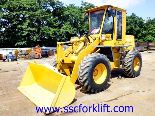 ขายรถตัก KOMATSU  WA100-1 รถนอกนำเข้าเองจากญี่ปุ่น MADE IN JAPAN