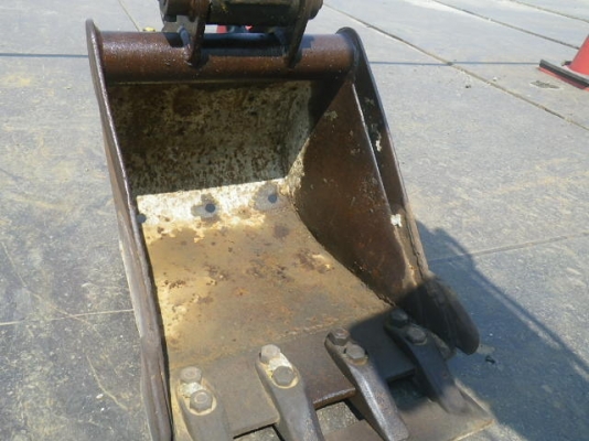 สวยๆ PC30MR-1 ห้องเก๋ง ปี2000 3,300ชม. นำเข้าจากญี่ปุ่น โทร .092-929-9942 ธีรเทพ (แบงค์)