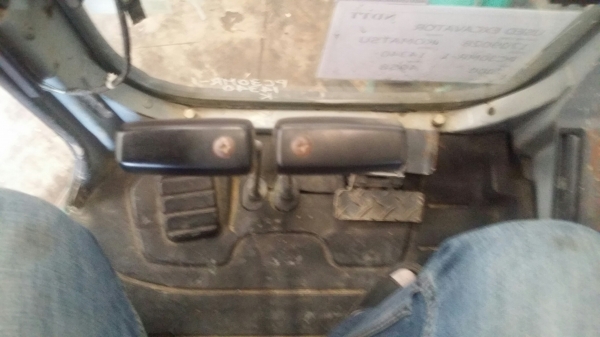 ขายรถขุดนำเข้าจากญี่ปุ่น PC30MR-1 14340 ปี2000 4,058 ชม โทร 061-4194021 พรภวิษย์