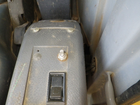 ขายรถขุดนำเข้าจากญี่ปุ่น PC30MR-1 14340 ปี2000 4,058 ชม โทร 061-4194021 พรภวิษย์