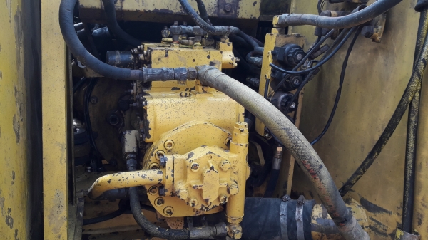 ต้องการขายโคมัตสุ120-5