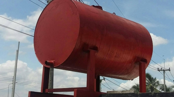 ถังน้ำมันไซส์เล็ก-ใหญ่ หลากหลายขนาดครับ มาเลือกดูได้ที่ร้าน มีแต่สเปคเทพเท่านั้นครับ เหล็กหนาสุดๆ