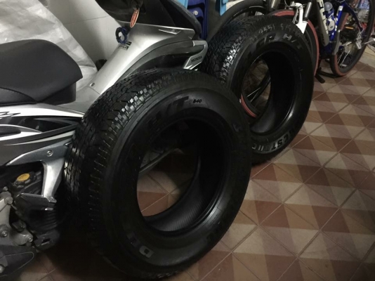 ยาง Bridgestone 245 70 16 ปี17 มี5ชุด ดอกเต็ม ไม่มีปะ เนื้อนิ่มๆ ใช้ยาว ราคาไม่แพง