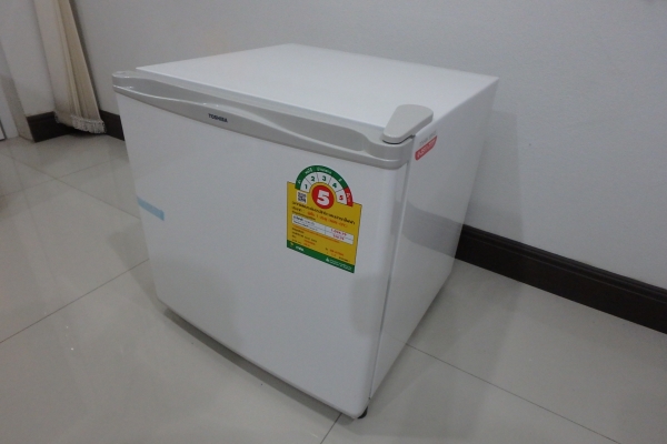 ตู้เย็น TOSHIBA 1.7 คิว สีขาว รุ่น GR-A706C ของใหม่ แกะกล่อง มีใบรับประกันถึง ตุลาคม2018 ตู้เย็น TOSHIBA 1.7 คิว สีขาว รุ่น GR-A706C ของใหม่ แกะกล่อง มีใบรับประกันถึง ตุลาคม2018