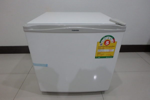 ตู้เย็น TOSHIBA 1.7 คิว สีขาว รุ่น GR-A706C ของใหม่ แกะกล่อง มีใบรับประกันถึง ตุลาคม2018 ตู้เย็น TOSHIBA 1.7 คิว สีขาว รุ่น GR-A706C ของใหม่ แกะกล่อง มีใบรับประกันถึง ตุลาคม2018
