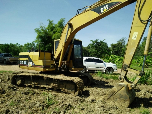 ขายด่วน CAT E120B สภาพพร้อมใช้งาน เครื่องเดิมปั้มเดิม โซ่ช่วงล่างสวย เอวแน่น บูมอามสวย รถสภาพเรียบร้อย พร้อมทำงาน เอกสารเล่มทะเบียน สนใจโทรสอบถาม 093-0764943  088-3223272 k ตั้ม