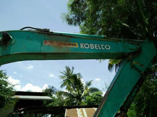 ขายด่วน KOBELCO SK200MART lll สภาพสวยพร้อมใช้งาน เครื่องปั้มดี โซ่ช่วงล่างสวย เอวแน่น ตัวดินดี เฟรมสวย เอกสารเล่มทะเบียน พร้อมใช้งาน สนใจโทรสอบถาม 093-0764943  088-3223272 k ตั้ม