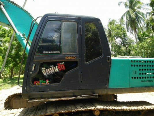 ขายด่วน KOBELCO SK200MART lll สภาพสวยพร้อมใช้งาน เครื่องปั้มดี โซ่ช่วงล่างสวย เอวแน่น ตัวดินดี เฟรมสวย เอกสารเล่มทะเบียน พร้อมใช้งาน สนใจโทรสอบถาม 093-0764943  088-3223272 k ตั้ม