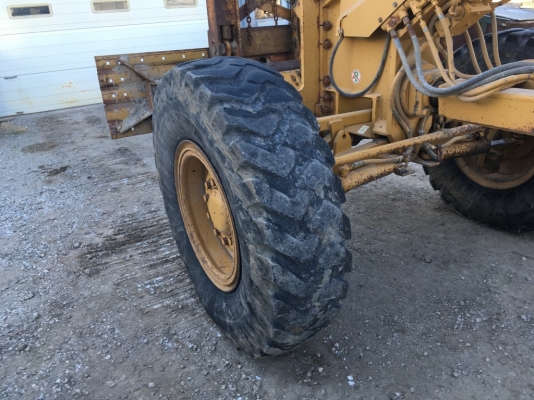 140G#5MD035XX ปี1995 รถจากอเมริกา พร้อมติดตั้ง Scarifierหน้า รอของไม่นาน 092-929-9942 ธีรเทพ (แบงค์)