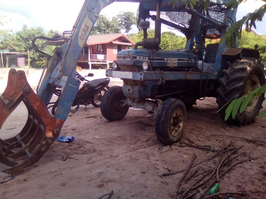 รถคีบอ้อย มีใบมีด/ผาด3/ผาด6 มีคานหน้าแถมให้