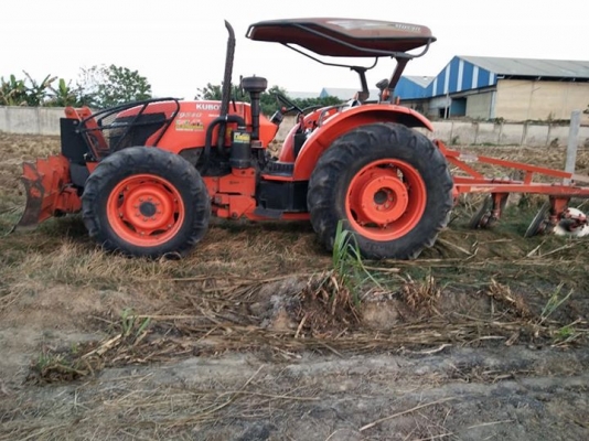 M9540 รถรักษาดีขับเอง