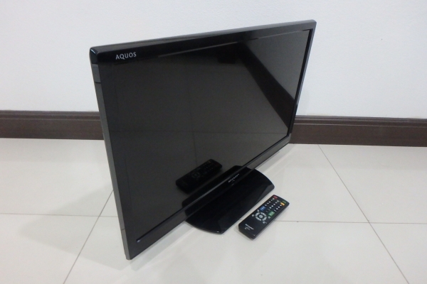 LED TV SHARP รุ่น LC-24LE150M ขนาด 24 นิ้ว มีรีโมท สภาพใหม่