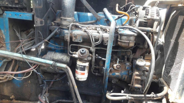 ขายด่วน รถไถ FROD 6640 เพลาเดียว รถใช้งานได้ปกติ ยางพอใช้งาน เอกสารสัญญาซื้อขาย สนใจโทรสอบถาม 093-0764943  088-3223272 k ตั้ม