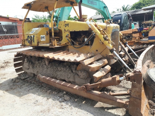 ขายแทรกเตอร์ ยี่ห้อcaterpillar รุ่นD4E ตีนเป็ด สภาพรถพร้อมใช้ เครื่องดี เกียร์ดีขาย400000บ.