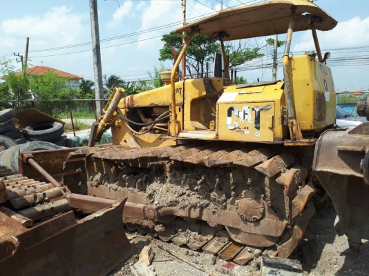 ขายแทรกเตอร์ ยี่ห้อcaterpillar รุ่นD4E ตีนเป็ด สภาพรถพร้อมใช้ เครื่องดี เกียร์ดีขาย400000บ.