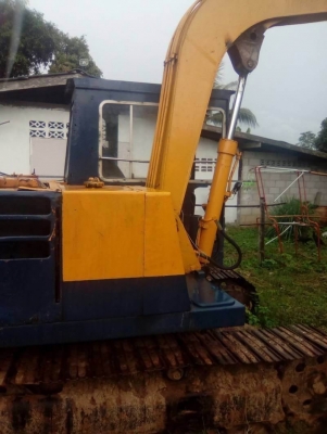 ราคา 195,000 KOMATSU 10HT(PC60)  เครื่องดี ปั้มแรง โช่หนา เอวแน่น บูมอามพิเศษ เอกสารชื้อสัญญา  รถอยู่ จ.นครปฐม 0610710295