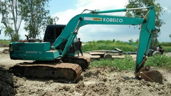 รถแบ็คโฮล KOBELCO SK120-2 เอกสารซื้อ-ขาย รถใช้งานได้ปกติ พร้อมขาย