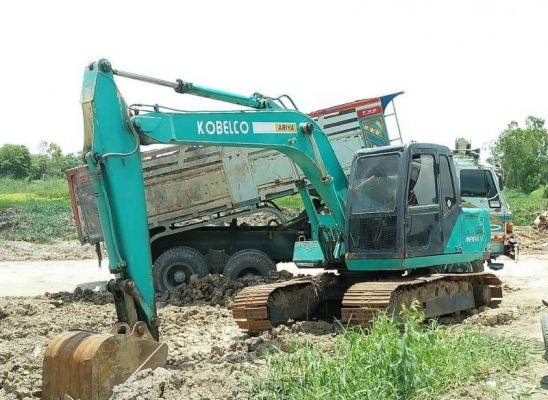 รถแบ็คโฮล KOBELCO SK120-2 เอกสารซื้อ-ขาย รถใช้งานได้ปกติ พร้อมขาย