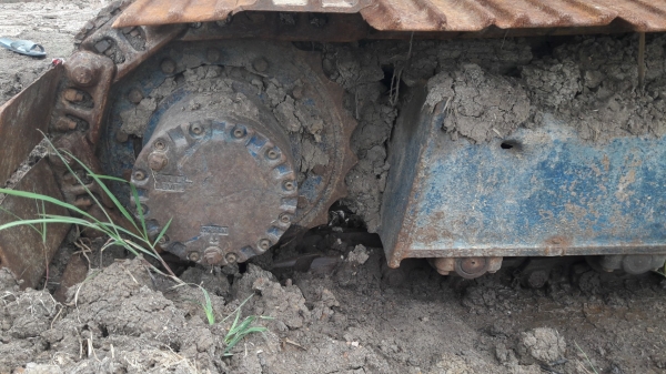 รถแบ็คโฮล KOBELCO SK120-2 เอกสารซื้อ-ขาย รถใช้งานได้ปกติ พร้อมขาย