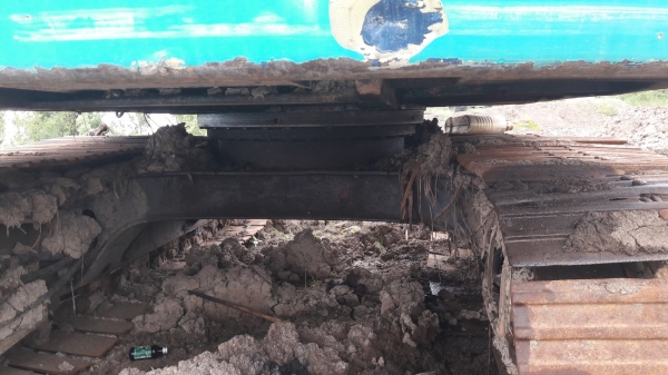 รถแบ็คโฮล KOBELCO SK120-2 เอกสารซื้อ-ขาย รถใช้งานได้ปกติ พร้อมขาย