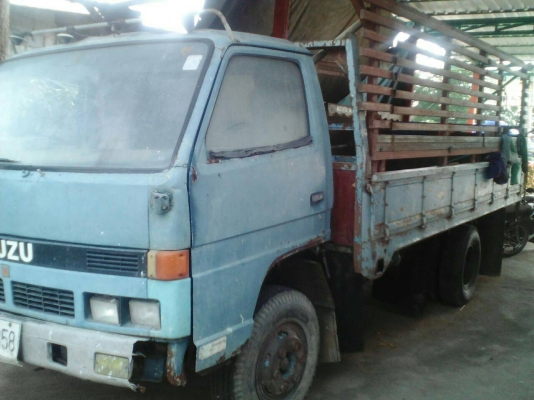 ขายรถบรรทุก6ล้อ ISUZU NPR 110 แรง ขายรถบรรทุก6ล้อ ISUZU NPR 110 แรง