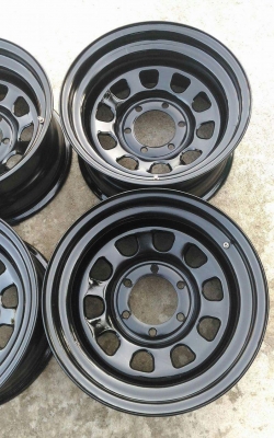 ขายล้อออฟโร้ด ขอบ 16 กว้าง 8" -25 มือสองสวยๆ ขายล้อออฟโร้ด ขอบ 16 กว้าง 8" -25 มือสองสวยๆ