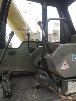 ขายKOMATSU PC60-7  เก่าญี่ปุ่นแท้    สภาพสวย เครื่องปั๊มดี  ลองระบบกันได้ทุกวัน โทร  089-3818694  ดวงนภา