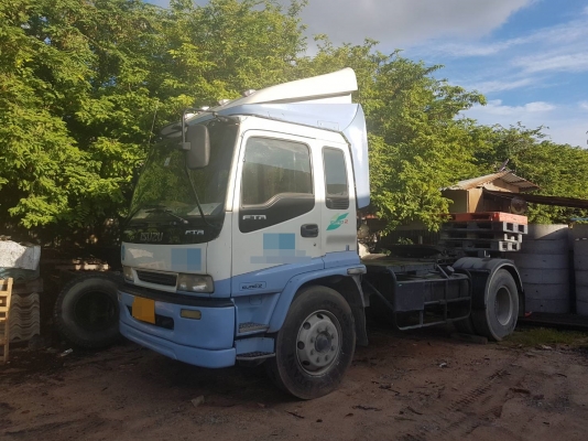 ขายรถหัวลาก 6 ล้อ ISUZU ปี50 เครื่อง 200 แรงม้า 680,000 ขายรถหัวลาก 6 ล้อ ISUZU ปี50 เครื่อง 200 แรงม้า 680,000