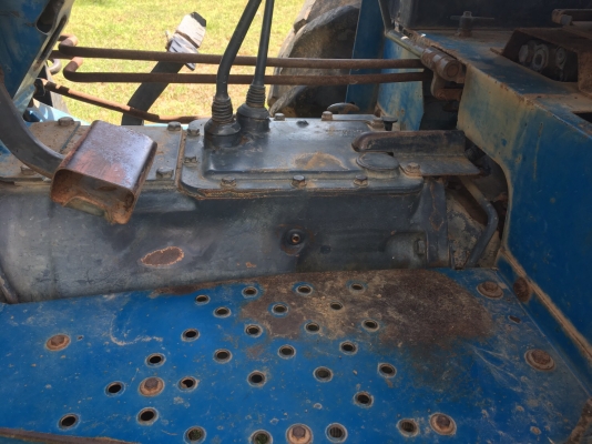 ขายด่วนรถแทรคเตอร์FORD6640